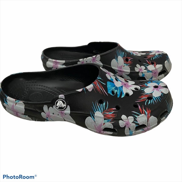 crocs tropical floral